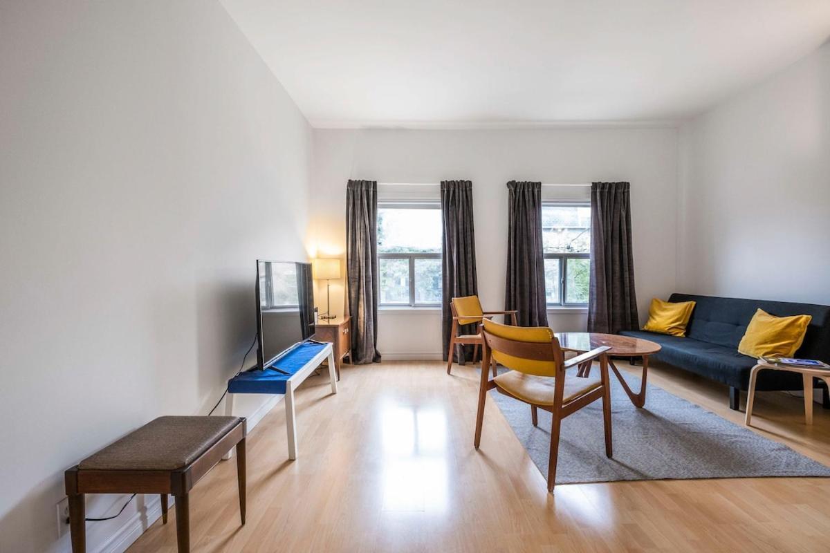 Modern Ossington 1 Bedroom Apartment Toronto Exterior photo